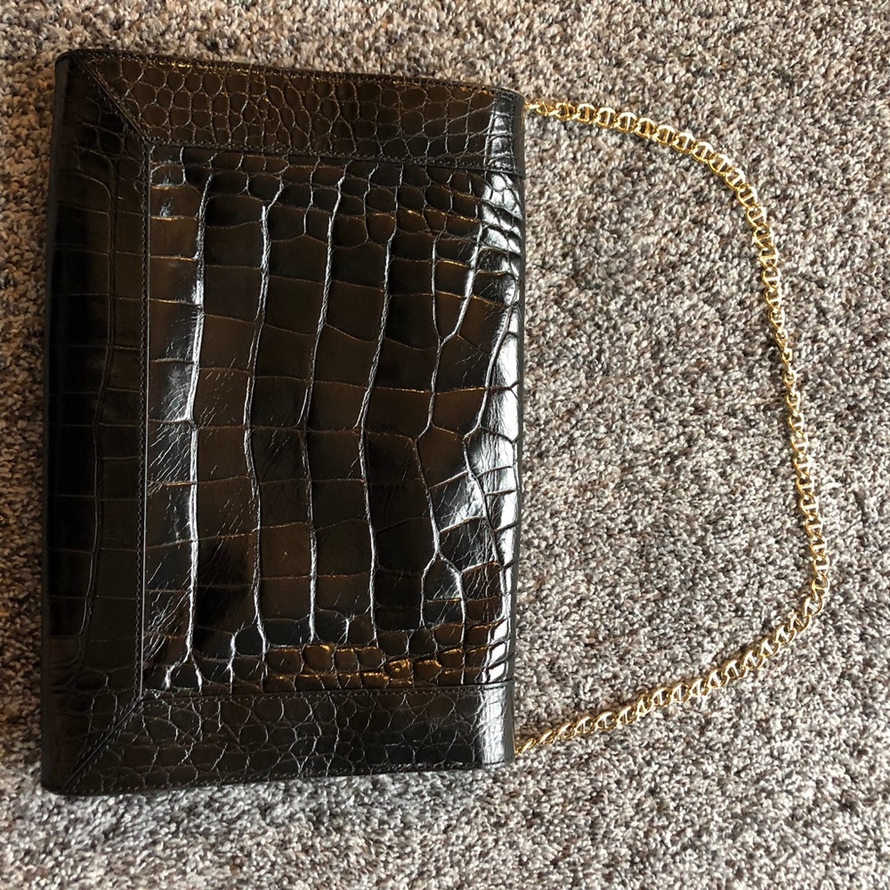 Authentic Kate Spade Purse - Picture 3 of 9
